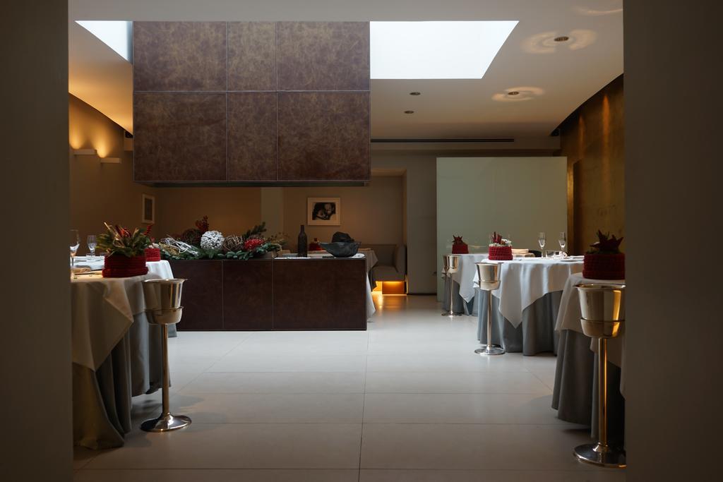 Parizzi Suites & Restaurant 파르마 외부 사진